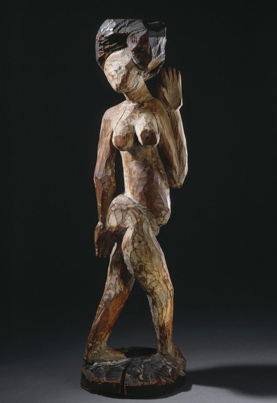 戴项链的舞者, 德国表现主义雕塑，以立体主义的方式抽象了一位女性